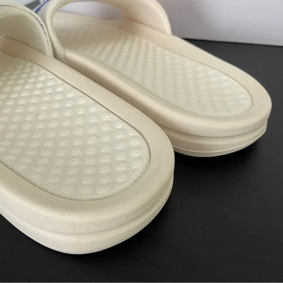 APL Women's Big Logo TechLoom Slide Sandals - Picture 6 of 12